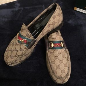 Men’s Gucci Slip on dress shoes